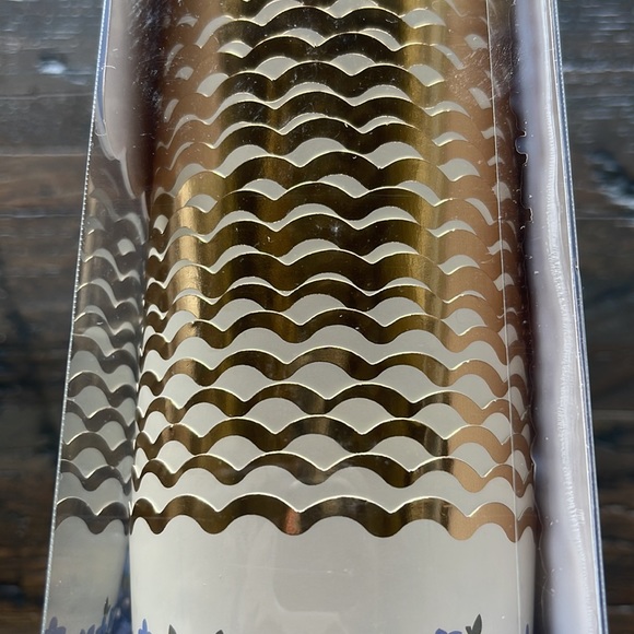 50 BLUE AND GOLD BAKING CUPS - Picture 5 of 7